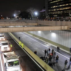 Paseo del Bajo: probaron la iluminación de la autopista subterránea para que los conductores no se encandilen