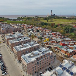 La urbanización de la villa Rodrigo Bueno genera un nuevo barrio en las tierras más caras de la ciudad