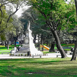 Los vecinos de Parque Patricios se oponen a que hagan un «memorial» en el Parque Ameghino