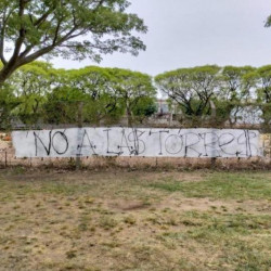 Vecinos del Parque La Isla de La Paternal realizaron una asamblea en defensa del espacio público