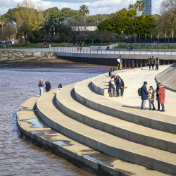 Parque Costero: se inauguró un nuevo espacio público a la vera del Río de la Plata