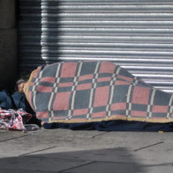 Una familia tipo en CABA necesitó $1.255.933 para no caer en la pobreza y $1.997.377 para ser de clase media