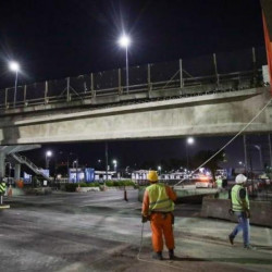 El GCBA colocó las nuevas vigas para la ampliación del Puente Labruna en Núñez: “En tiempo récord y mínima afectación al tránsito”