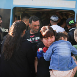 “Viajamos mal, todos aplastados“: menos trenes, fallas técnicas y lasque sufren a diario los pasajeros del tren Sarmiento
