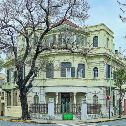 Buenos Aires revelada: homenaje y testamento de las fachadas de la ciudad