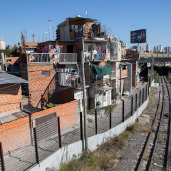 CABA: advierten sobre recorte de presupuesto en barrios populares para 2026