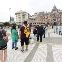 Crisis del transporte en el AMBA: la oferta de colectivos bajó 40% y crece la presión por subsidios