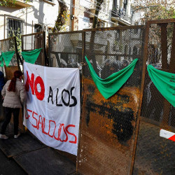 Edificio del Plata: tras el fallo que frenó los desalojos, convocan a una «Marcha de las Escobas» por el derecho a la vivienda
