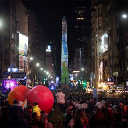 Buenos Aires se reinventa: los desafíos a futuro de una población envejecida, con menos nacimientos y más hogares unipersonales