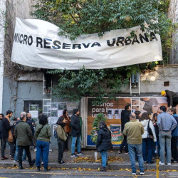 Almagro: AABE volvió a postergar la subasta del terreno donde vecinos piden una reserva urbana